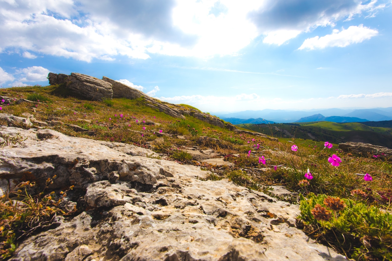 Vue sur la montagne de Céüse