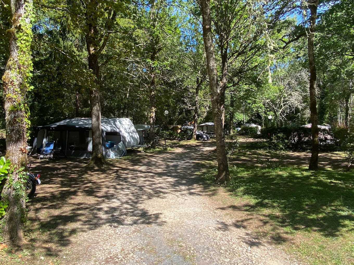 camping pialade allee