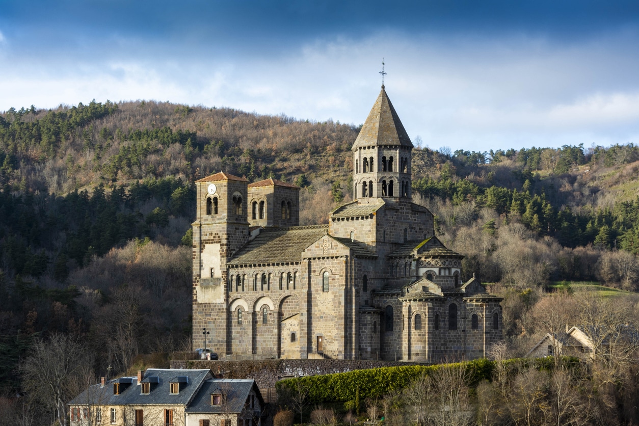 Photo de l'église du village Saint-Nectaire